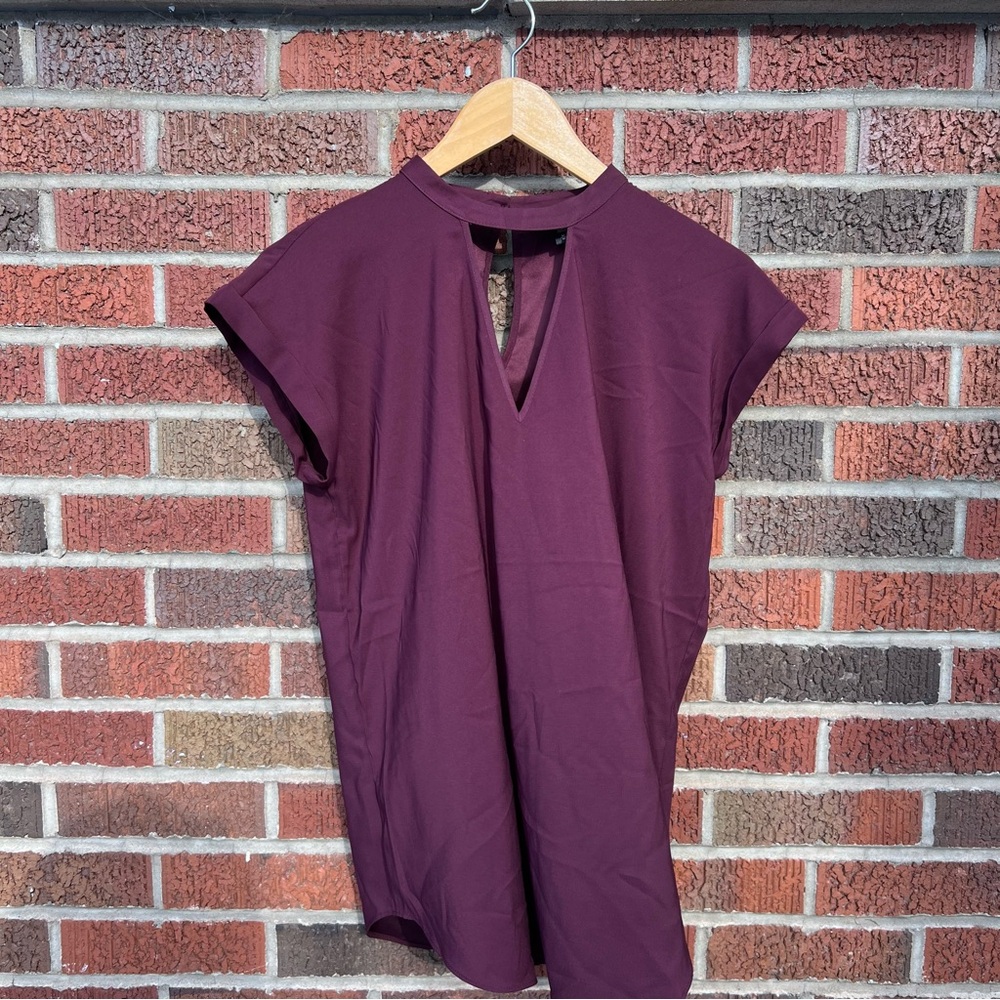 Express Burgundy Short Sleeve Choker V Neck Cut Open Blouse Top